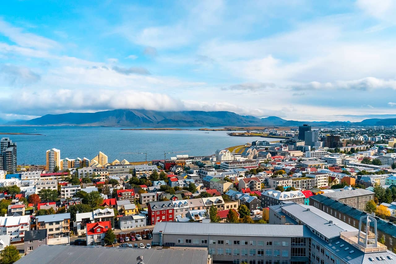 Panorama Reykjavíku i zatoka