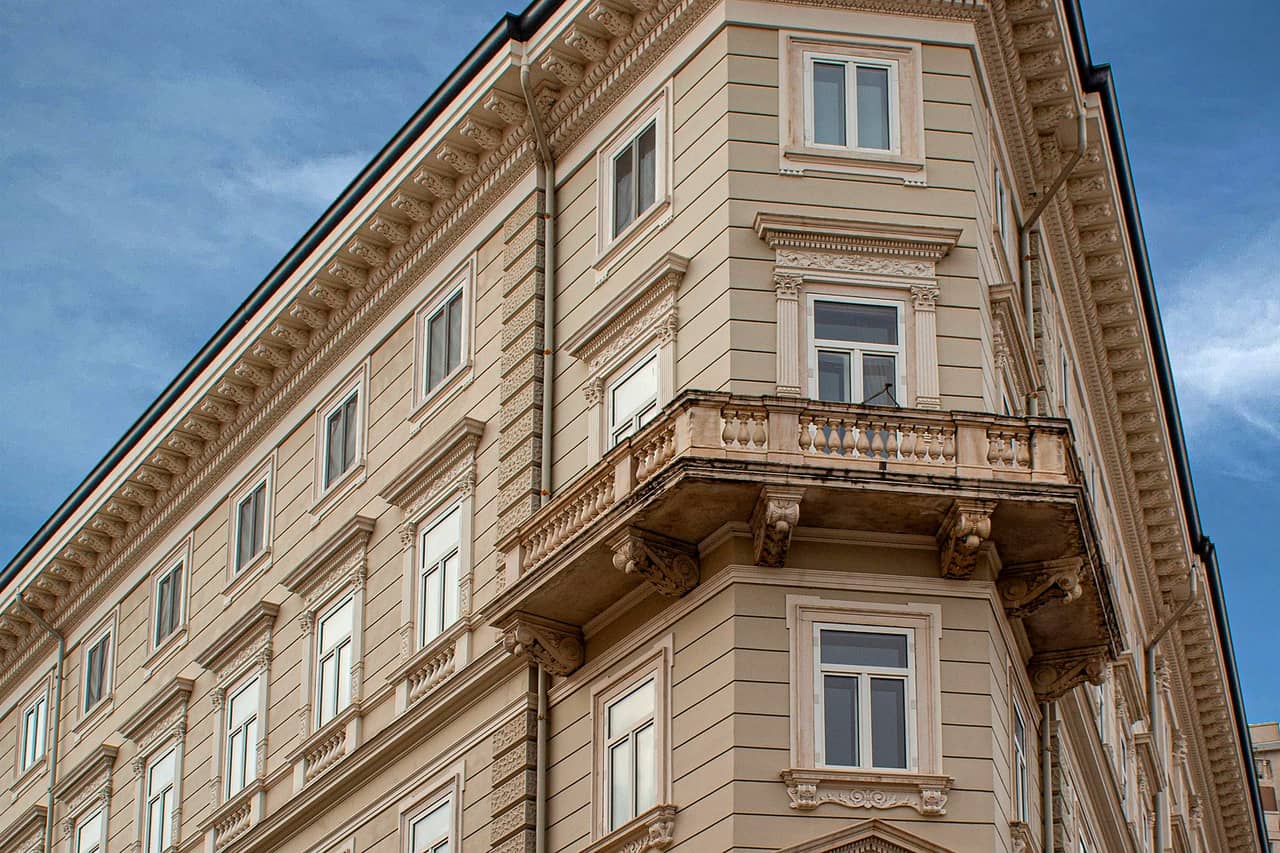 Elegancka kamienica w centrum Triestu